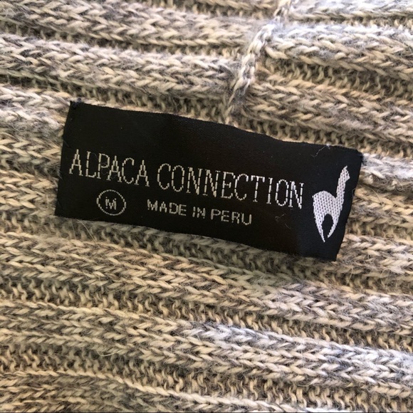 Alpaca Connection Gray Circle Cardigan Sweater Made in Peru Size Medium - Picture 5 of 7